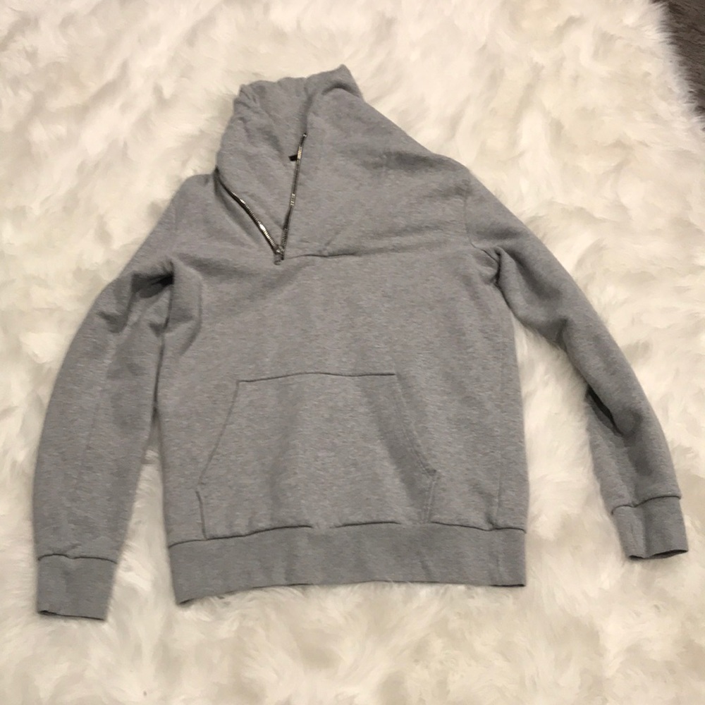 H&M men’s zipper sweatshirt